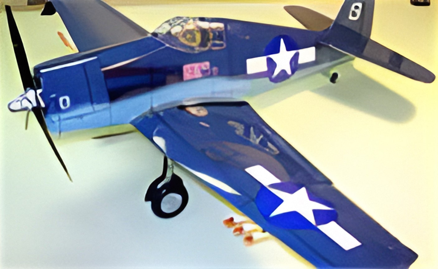 1000 - Scale Fighters & Bombers