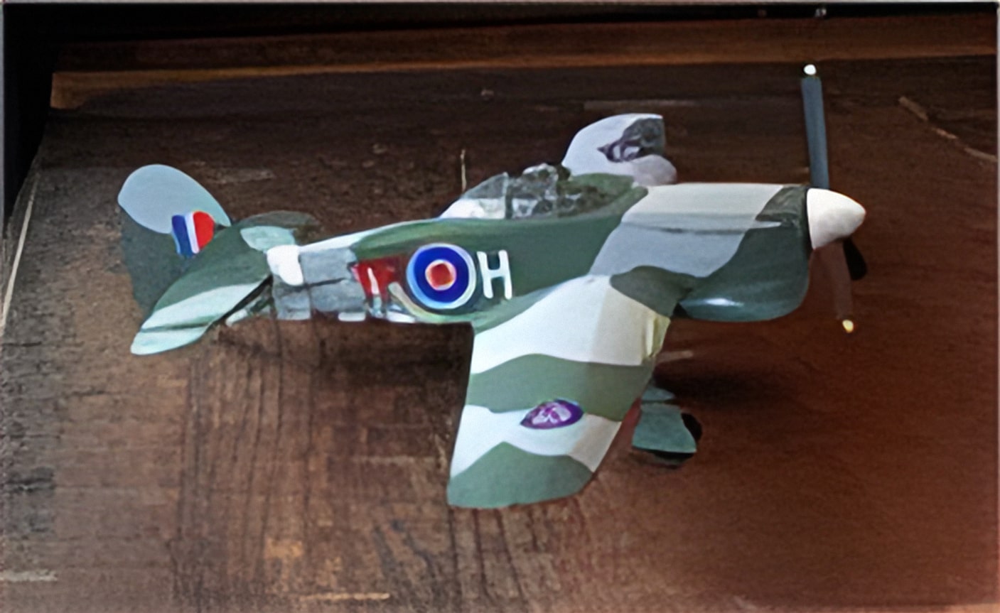 900 - Easy to Build Scale Flying