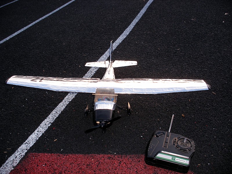 Built by: Janos Arnosky