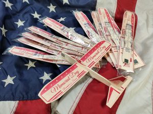 10 pack of 12" wingspan Memorial Day gliders