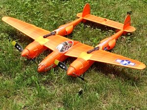 Kit 2001 P-38 Lightning "Yippee"